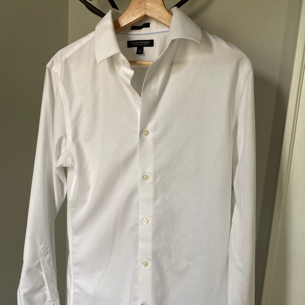 Banana Republic Men’s dress shirt (small)